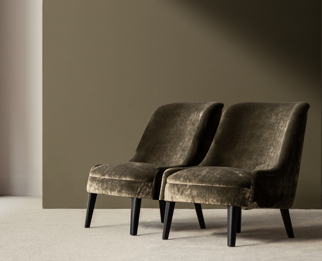 Кресло Hamilton Conte - Constantine Armchair Кресло Hamilton Conte - Constantine Armchair